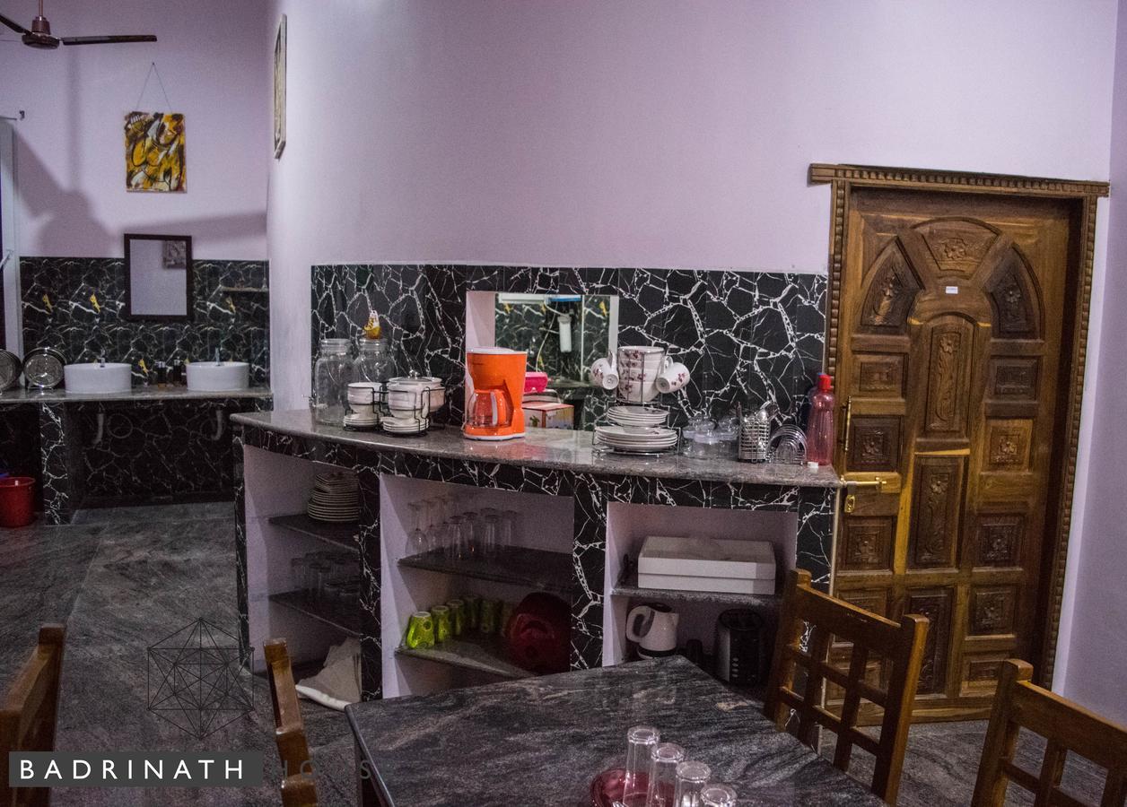 Bed and Breakfast Badrinath House Ауровиль Экстерьер фото